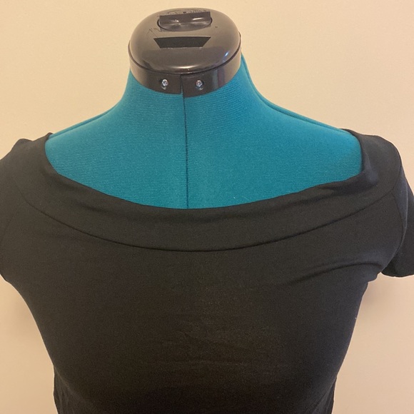 Anistar brand large black short sleeve top with back out - Picture 2 of 6